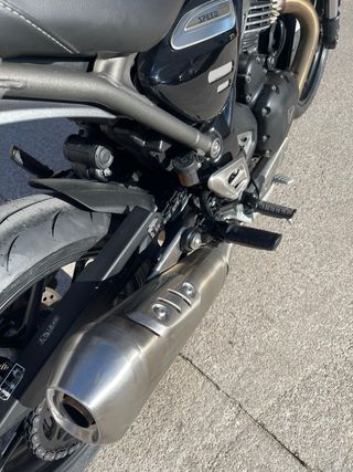 Triumph Speed 400 Negra/Plata