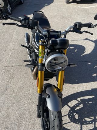 Triumph Speed 400 Negra/Plata