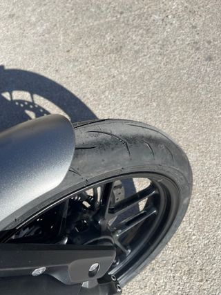 Triumph Speed 400 Negra/Plata