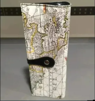 Estuche L'Oréal Mapa del Mundo