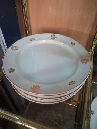 Vajilla Antigua San Claudio