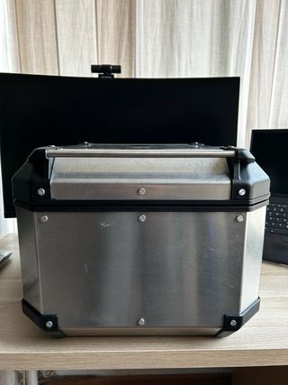 Baúl GIVI Trekker Outback 42L