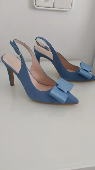 Zapatos de tacón Lodi azules con lazo
