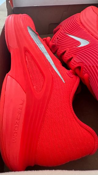 Zapatillas Nike Tenis Rojas y Plateadas Vapor 12