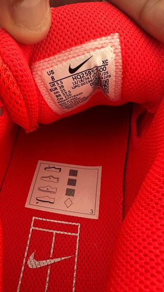 Zapatillas Nike Tenis Rojas y Plateadas Vapor 12