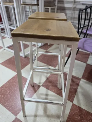 Taburetes altos madera y metal