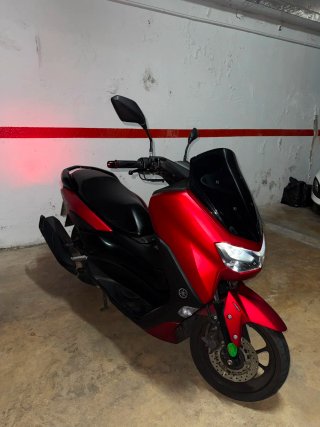 Yamaha NMAX 125 2021 Roja y Negra