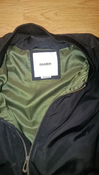 Chaqueta bomber negra