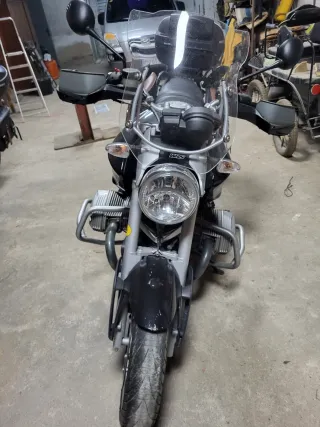 BMW R1200R Negra y Plateada