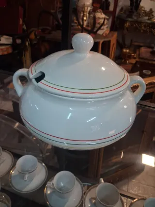 Sopera Antigua San Claudio Porcelana