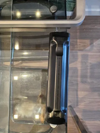 Televisión Panasonic Negra y Plateada