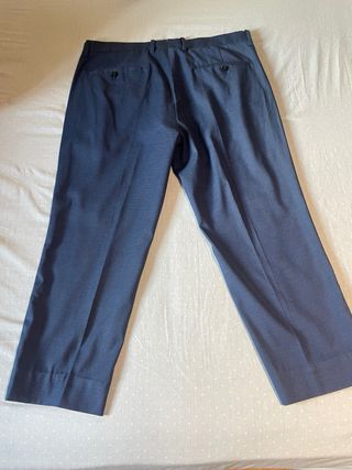 Camisa azul de vestir, corbata Chaleco Pantalón