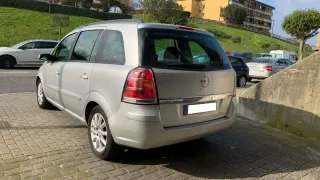 Opel Zafira 1.9Cdti