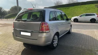 Opel Zafira 1.9Cdti