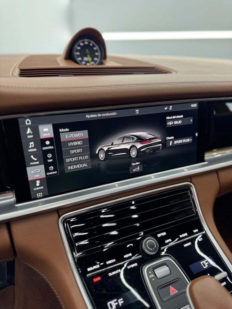 Porsche Panamera 2018, foto 30