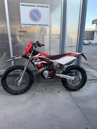 Beta RRT 49Cc Enduro Roja y Blanca