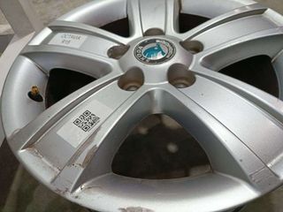 JUEGO LLANTAS Skoda Octavia Berlina (1Z3)