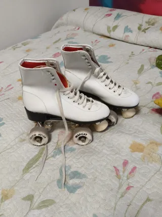 Patines de 4 ruedas blancos