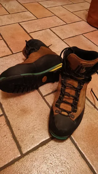 Scarponi Alpinismo Invernali La Sportiva