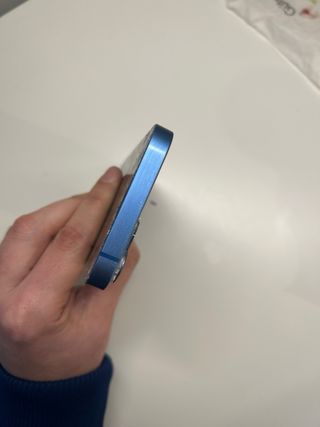 iPhone 13 mini azul para piezas