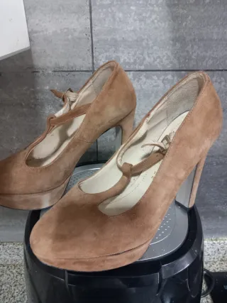 Zapatos de tacón Primadonna marrones