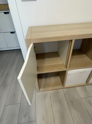 Estantería KALLAX madera 8 cubos con dos puertas