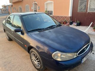 Ford Mondeo 2002