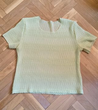 Traje de chaqueta y falda rojo