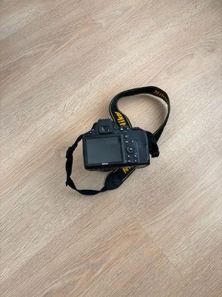 Cámara Nikon D3500 + Objetivo 18-55mm