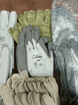 Lote de guantes de trabajo varios