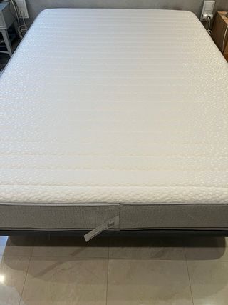 Cama y somier de tela