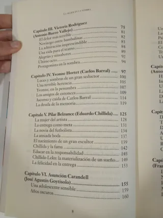 La mujer en la sombra