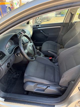 Volkswagen Golf 2005