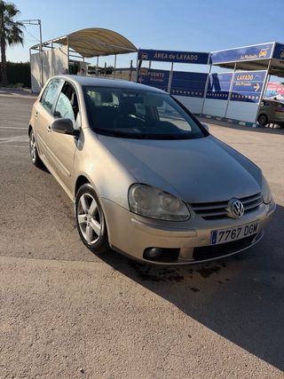 Volkswagen Golf 2005