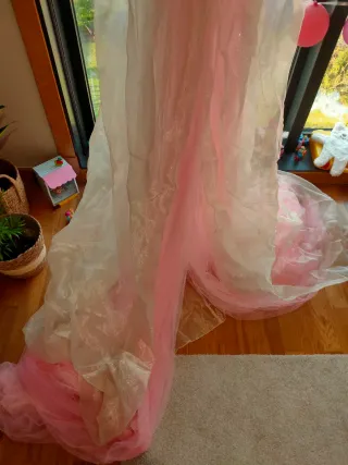 Dosel rosa con abalorios. A Loja do Gato Preto.