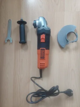 Black+Decker BEG220-QS Amoladora Angular