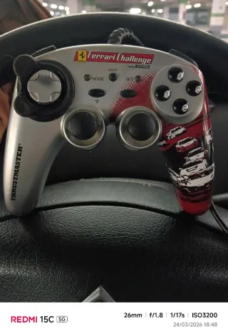 Mando Ferrari Challenge Thrustmaster