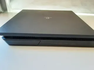 PS4 Slim 1TB + Mando + Cables. REVISADA COMPLETA