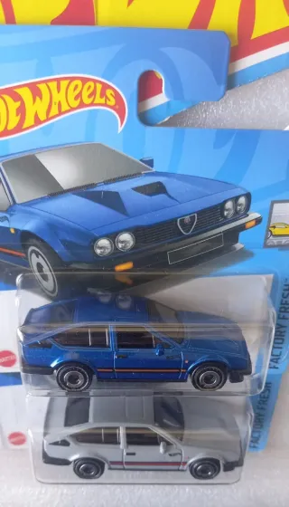 Conjunto 2 Alfa Romeo GTV6 3.0 Hot Wheels