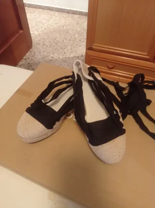 Espardeñas Beige y Negras