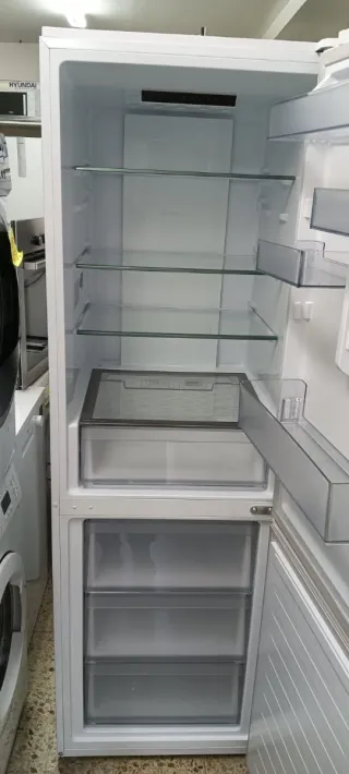 NEVERA CANDY NO FROST ENERGÍA A+NUEVA ORIGINAL