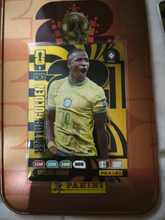 Balón de Oro Adrenalyn Mundial Vinicius Jr.