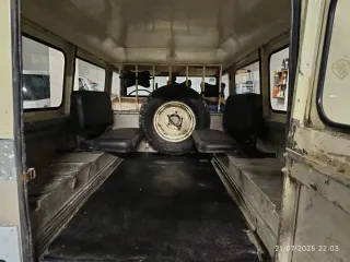 Land Rover 109 santana 1982