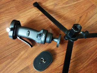 Trípode Estudio Grande con Ruedas