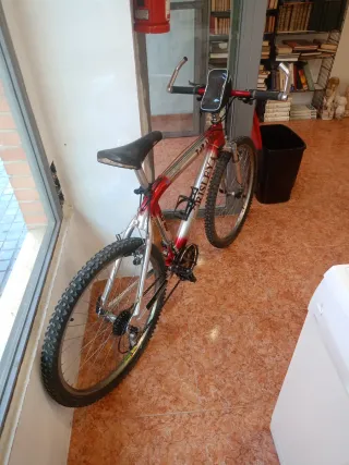 Bicicleta de Montaña Grisley Roja