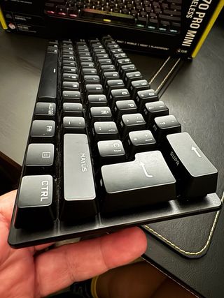 Corsair K70 PRO MINI WIRELESS Teclado Mecánico