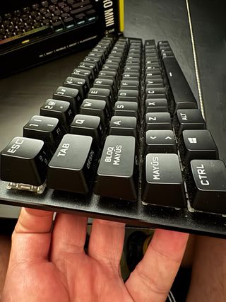 Corsair K70 PRO MINI WIRELESS Teclado Mecánico