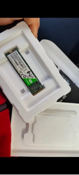 Targeta última generación SSD 240Gb. Sata III