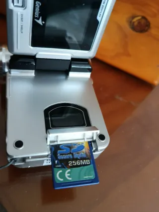 Cámara de video G-Shot DV600