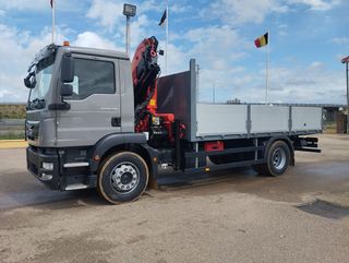 MAN TGM 18 290-CAMIONES GRUA
